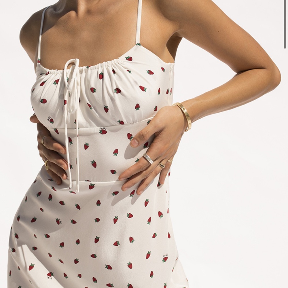 Réalisation THE ALBA in White Strawberry